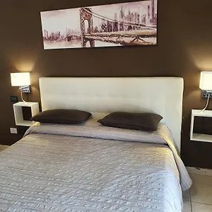 2* Bed & Breakfast Brezza Marina