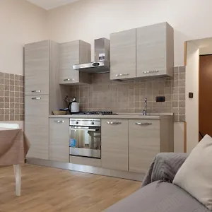  Apartament Maison
