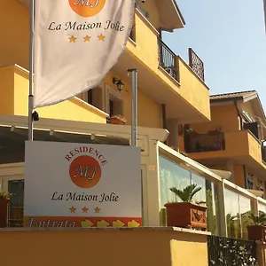 ホテル La Maison Jolie, フィウミチーノ